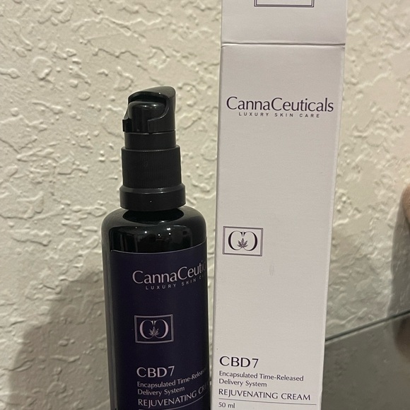 CANNACEUTICALS REJUVENATING Cream 50ml Luxury Skin Care - Factory Sealed In BOX - Picture 2 of 9